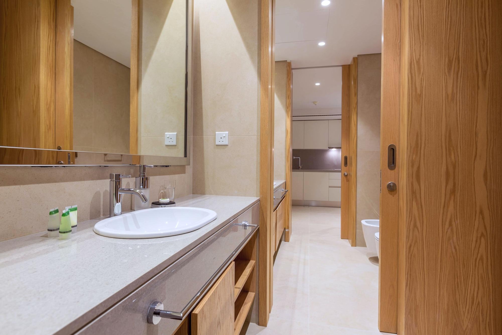 Delta Hotel Apartments Kuwait City Exterior foto The washroom at the airport